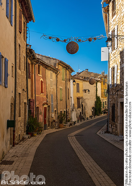 Photo : Baudinard-sur-Verdon, Alpes de Haute-Provence (04) - (ref. 241228-036) © Jean Isenmann