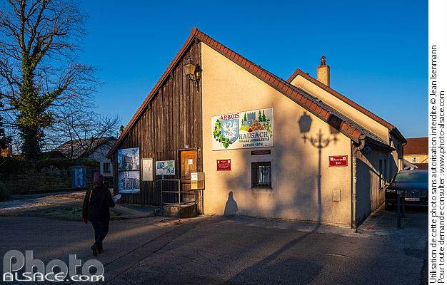 Photo : Fruitiere du Plateau Arboisien, Arbois, Jura (39) - (ref. 241226-008) © Jean Isenmann