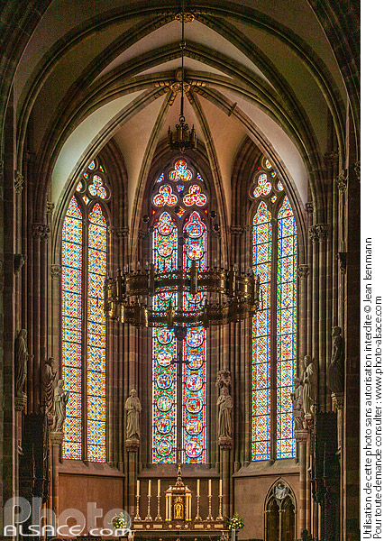 Photo : Intérieur de l'église abbatiale Saint-Pierre et Paul, Wissembourg, Bas-Rhin (67) - (ref. C230725-015) © Jean Isenmann