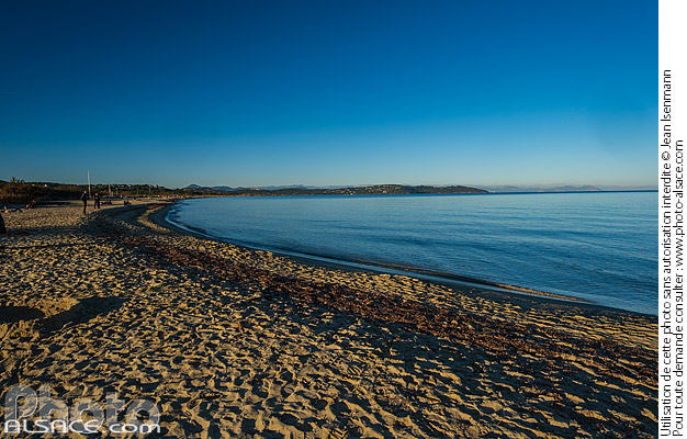 Photo : Plage de la Pampelonne, Ramatuelle, Presqu'Ile de Saint-Tropez, Var (83) - (ref. 241228-041) © Jean Isenmann