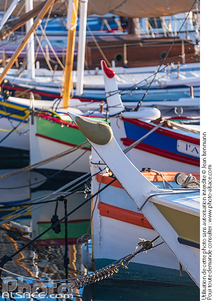 Photo : Port de Saint-Tropez, Presqu'Ile de Saint-Tropez, Var (83) - (ref. 241229-020) © Jean Isenmann