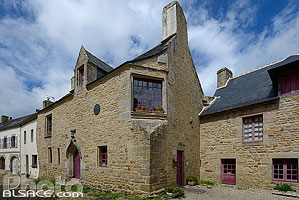 Photo : Maison du Marquisat, Pont-Croix, Finistère (29)