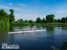 Photo : Aviron sur l'Ill, Piste du Herrenwasser, Strasbourg, Bas-Rhin (67)