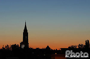 Photo : La cathédrale de Strasbourg au crépuscule, Bas-Rhin (67)