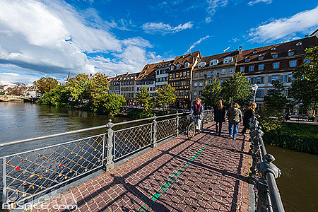 Photo : Passerelle de l'Abreuvoir, Strasbourg, Bas-Rhin (67)