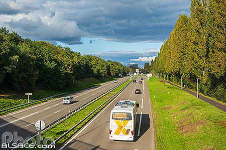 Photo : Autoroute A350 (ou M2350) à l'entrée de Strasbourg, Strasbourg, Bas-Rhin (67)