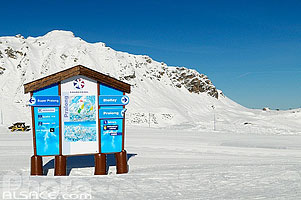 Photo : Plan des Pistes, Arrivée du Télésiège de Pralong, Courchevel, Saint-Bon-Tarentaise, Savoie (73), Rhône-Alpes, France