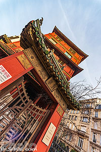 Photo : Pagoda Paris ou Maison de Loo (bâtiment en forme de pagode chinoise),  Rue de Courcelles, Paris (75008)
