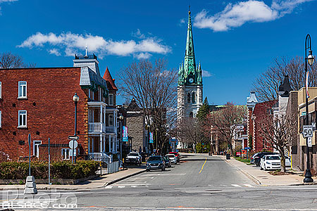 Rue Bonaventure et Cathédrale de l'Assomption de Trois-Rivières, Trois-Rivières, Québec, Canada