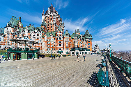 Photo : Terrasse Dufferin et Château Frontenac, Québec, Canada