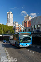 Photo : Bus, Calle de Bailén, Madrid, España, Comunidad de Madrid, España