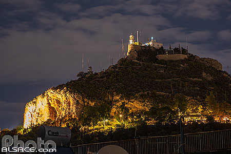 Photo : Le Mont Lycabette la nuit, Athènes, Grèce