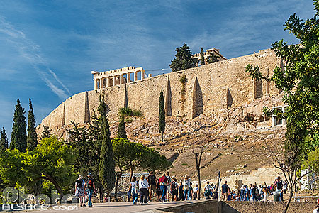 Photo : Touristes montant sur l'Acropole d'Athènes, Grèce, Attique, Grèce