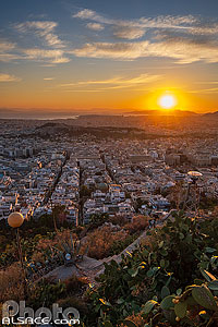 Photo : Coucher de soleil sur Athènes depuis le Mont Lycabette, Grèce, Attique, Grèce