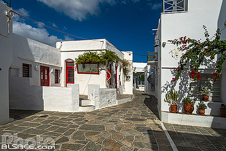 Photo : Village d'Apollonia sur l'Ile de Sifnos, Archipel des Cyclades, Grèce