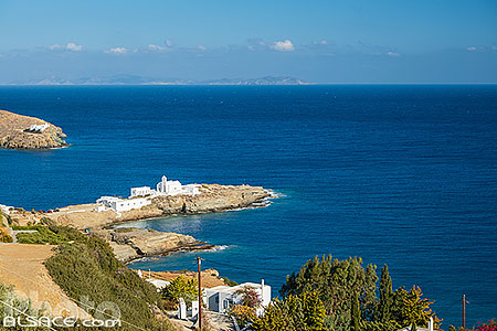 Photo : Monastère de Panagia Chrysopigi, Ile de Sifnos, Archipel des Cyclades, Grèce