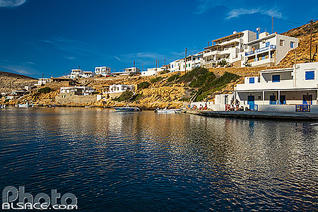Photo : Village de pêcheurs de Cheronissos sur l'île de Sifnos, Archipel des Cyclades, Grèce