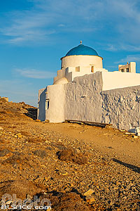 Photo : Monastère d'Agios Georgios sur l'île de Sifnos, Archipel des Cyclades, Grèce