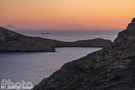 Photo : Ile de Sifnos au crépusucule, Archipel des Cyclades, Grèce