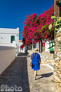 Photo : Village d'Artémonas sur l'île de Sifnos, Archipel des Cyclades, Grèce