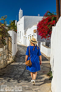 Photo : Village d'Artémonas sur l'île de Sifnos, Archipel des Cyclades, Grèce