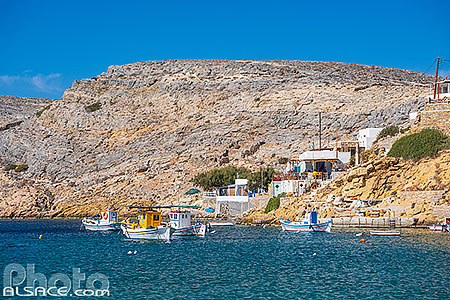 Photo : Village de pêcheurs de Cheronissos sur l'île de Sifnos, Archipel des Cyclades, Grèce