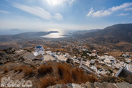 Photo : Point de vue depuis le sommet du village de Chora sur l'île de Sérifos, Archipel des Cyclades, Grèce, Égée-Méridionale, Grèce