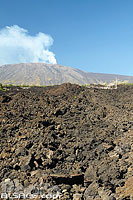Photo : Coulée de lave et l'Etna, Sicile, Italie